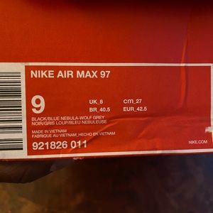 Men's sneakers